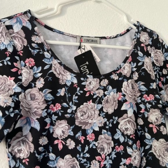 NWT Toms Bodycon Dress Pinks Blues Greys on Black Elegant Floral Size M - Picture 5 of 11